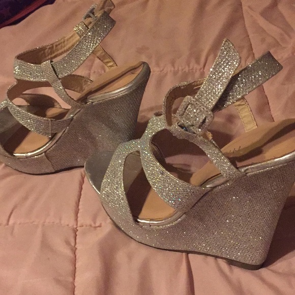 Sparkling wedges - Picture 3 of 3
